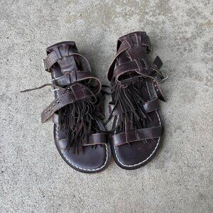 GENUINE LEATHER FRINGE SANDALS